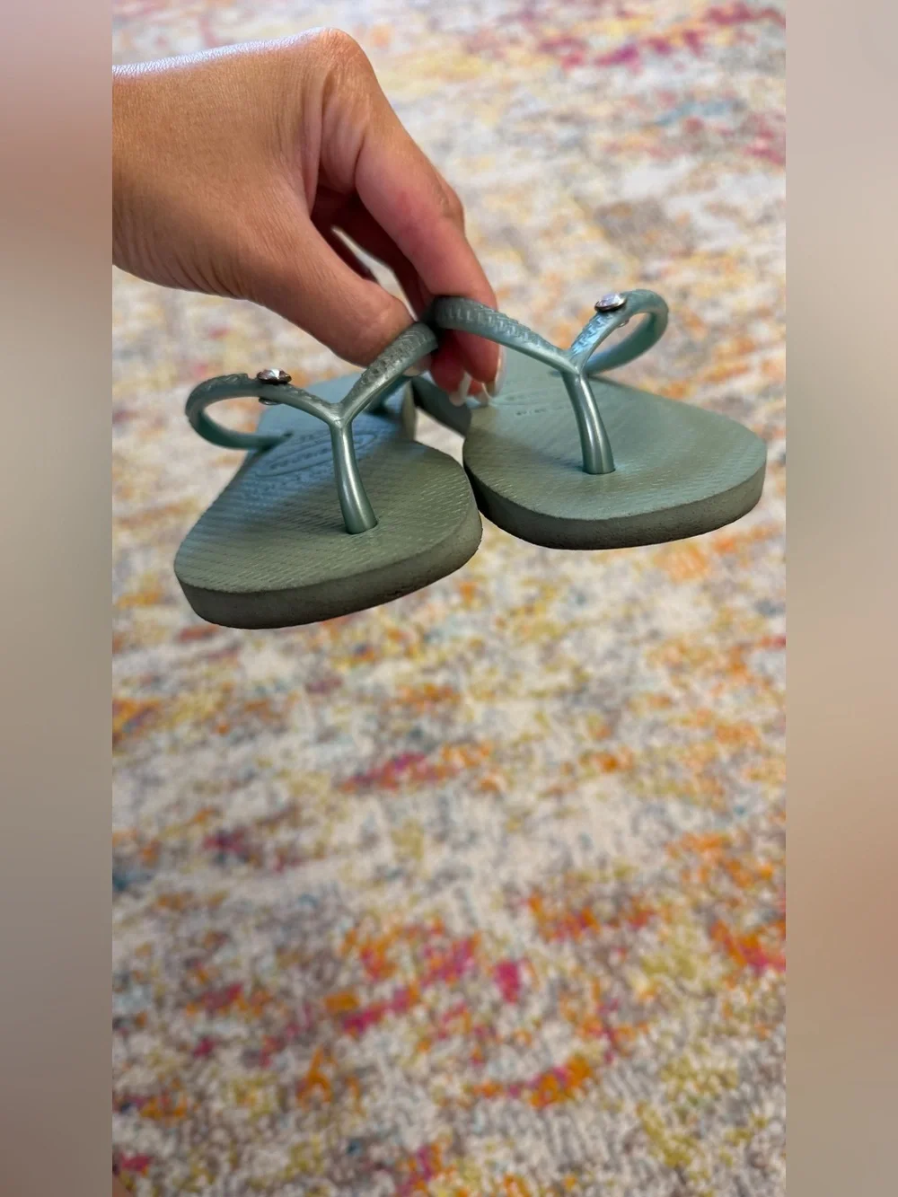 Havaianas Kids Flip Flops in Sage Green with Rhinestone Accent girl size 27-28